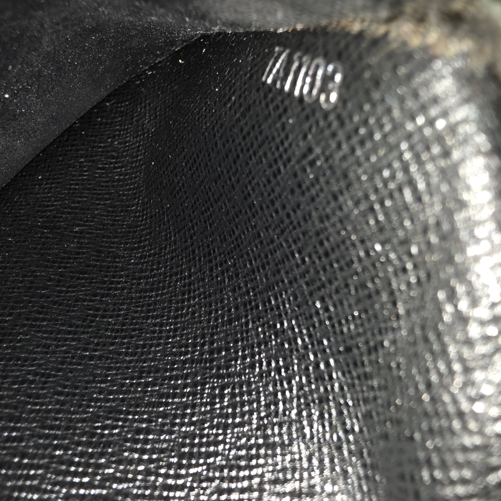 Louis Vuitton Brazza Wallet Black Taiga Leather COA Included - Picture 16 of 16